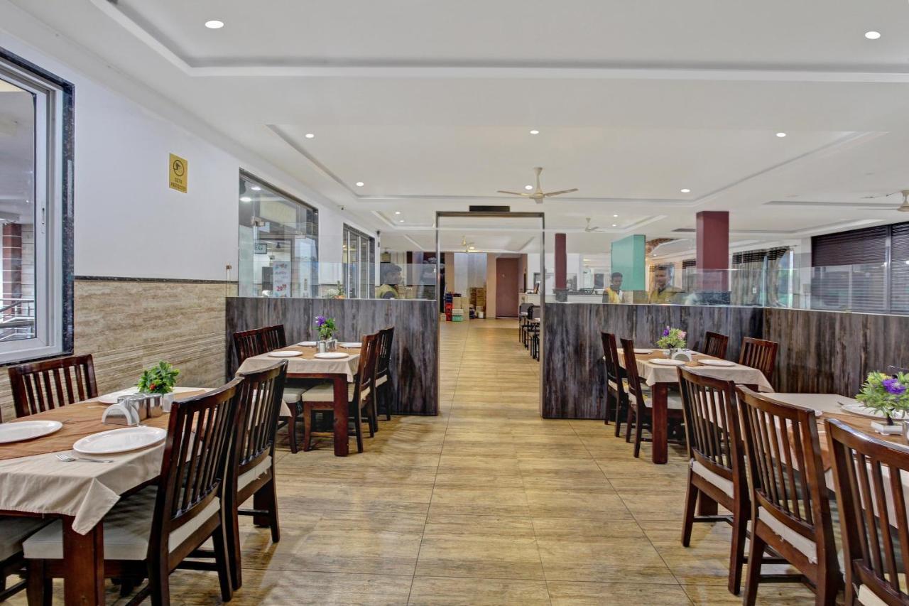 Oyo 48704 Rashi Farms Hotel Хубли Екстериор снимка